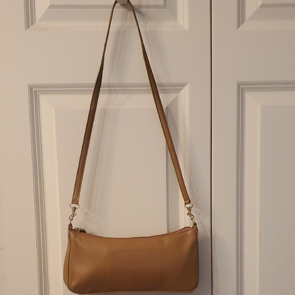 Elegant Tan Shoulder Bag